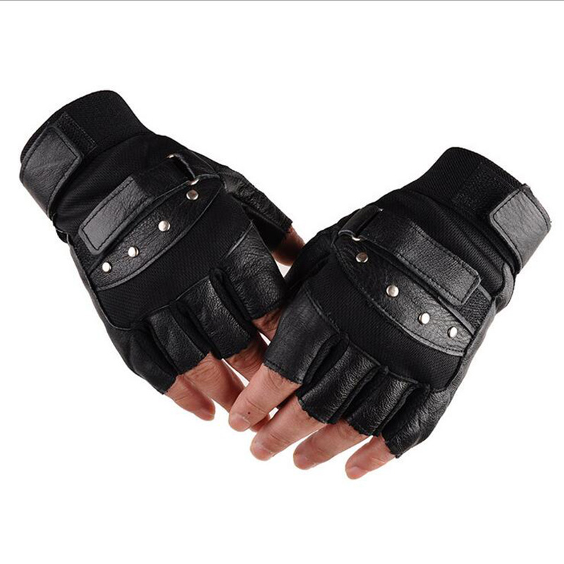 ハーフフィンガーレザーフィットネスグローブ,ブラックリベット - Leather Driving Glove のレビューと価格